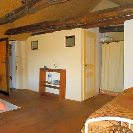 D'hotes Des Monts לינה וארוחת בוקר